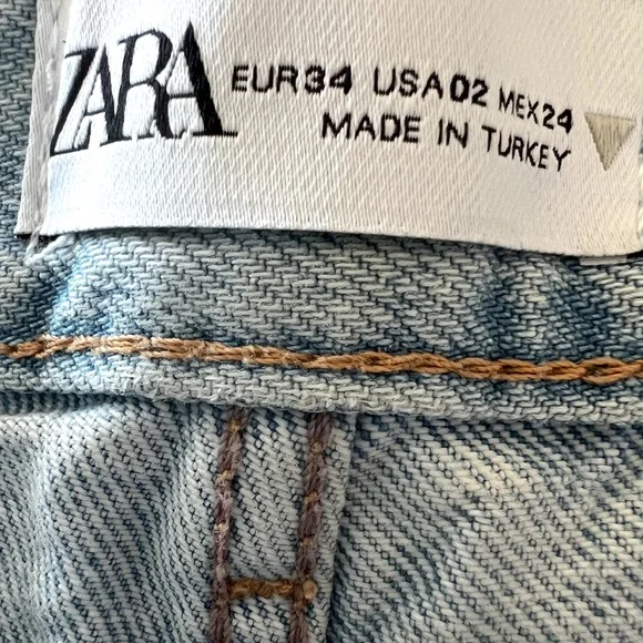 Zara Light Blue Denim Jeans - Picture 10 of 11